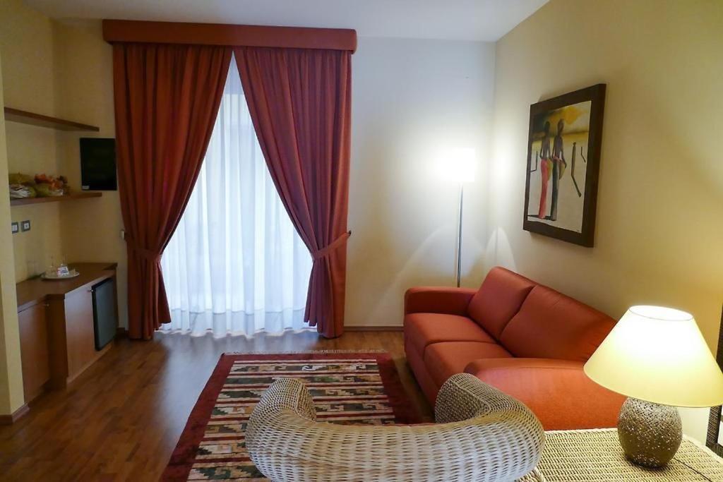 Stella Charming & Luxury Rooms Κονβερσάνο Εξωτερικό φωτογραφία
