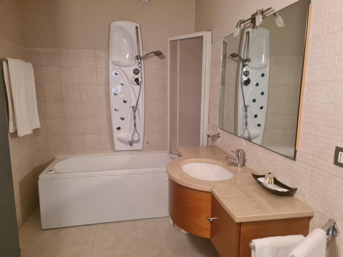 Stella Charming & Luxury Rooms Κονβερσάνο Εξωτερικό φωτογραφία